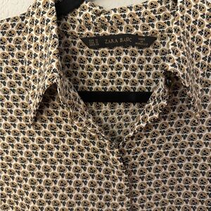 Zara women’s Patterned Shirt button up - Black and Gold and tan and white